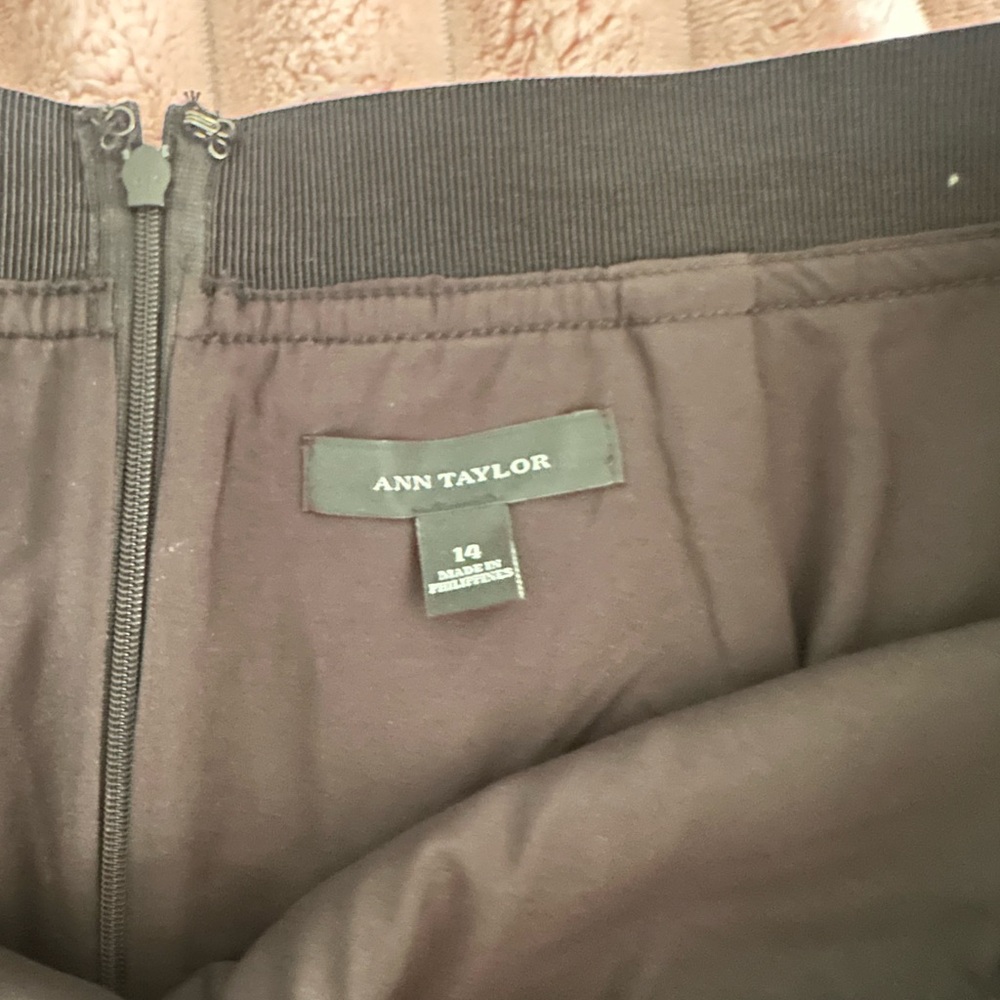 Ann Taylor Black Skirt size 14